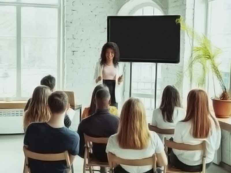 小七短信在线网页轰炸